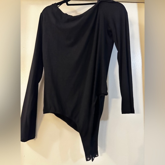 Astr one shoulder bodysuit - Picture 2 of 3